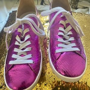 SCHUTZ Metallic Hot Pink Sneakers